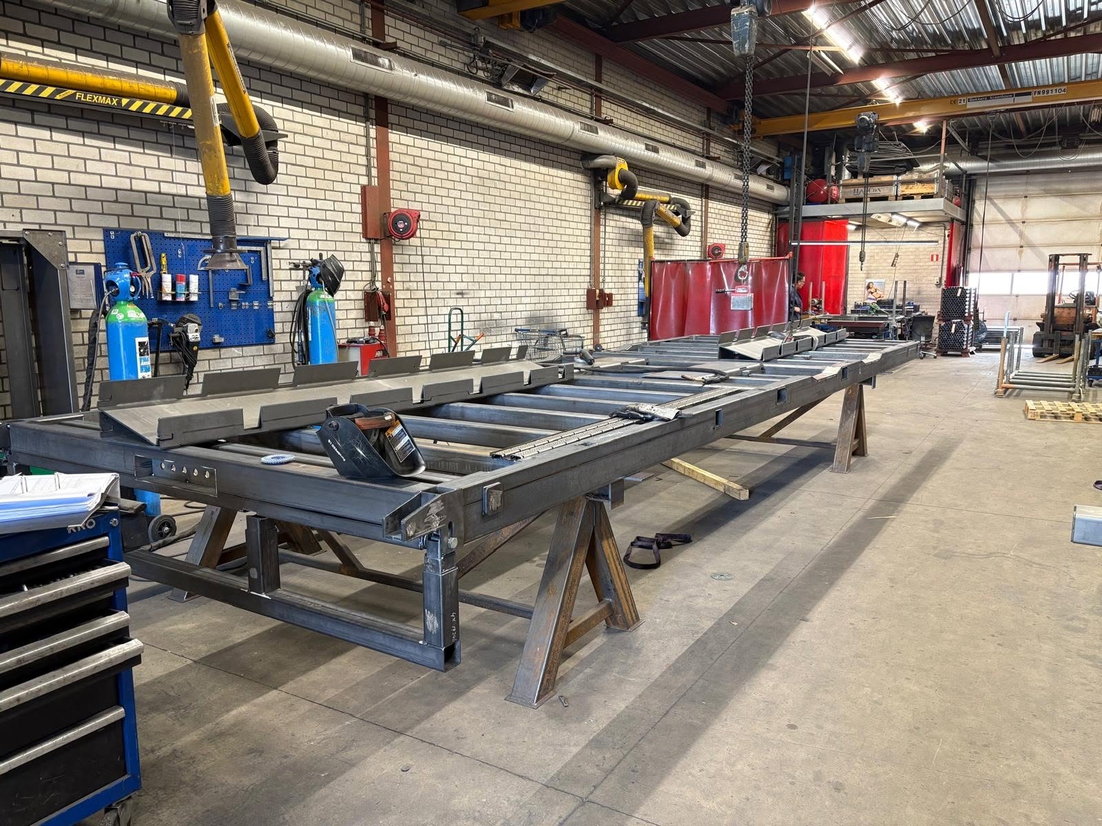 Constructiewerk in de werkplaats van Ferro Metaal Industrie