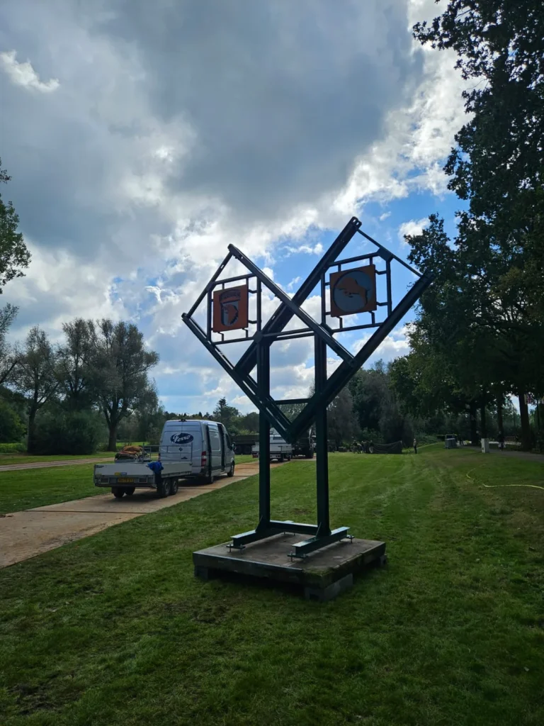 Baileybrug kunstwerk